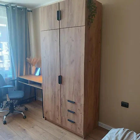 Stylish Center - Near Border - Self Check-in Apartment
