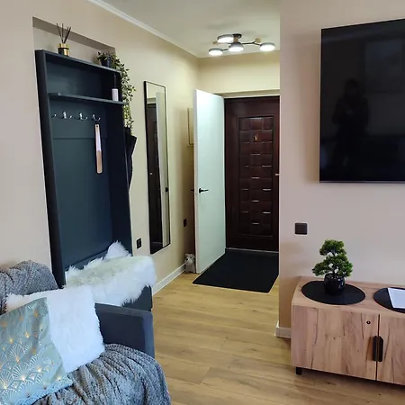 Stylish Center - Near Border - Self Check-in Apartment Narva